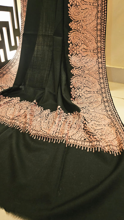 Border embroidered: Pashmina