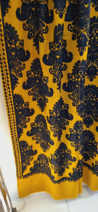 Embroidered minishawl pashmina