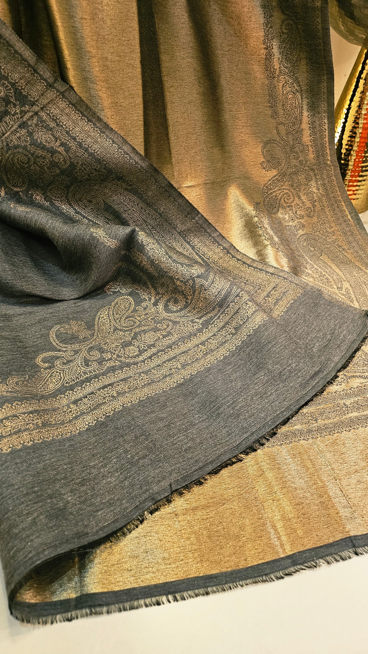 Reversible paper kaani moonlight