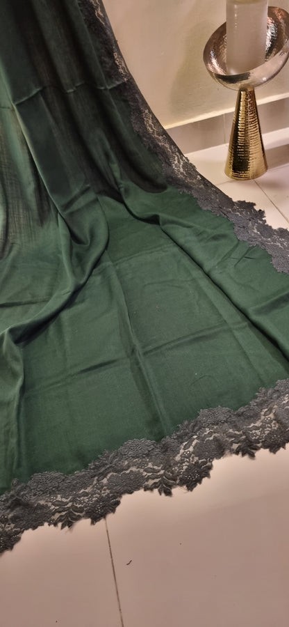 Pashmina chantilly shawl