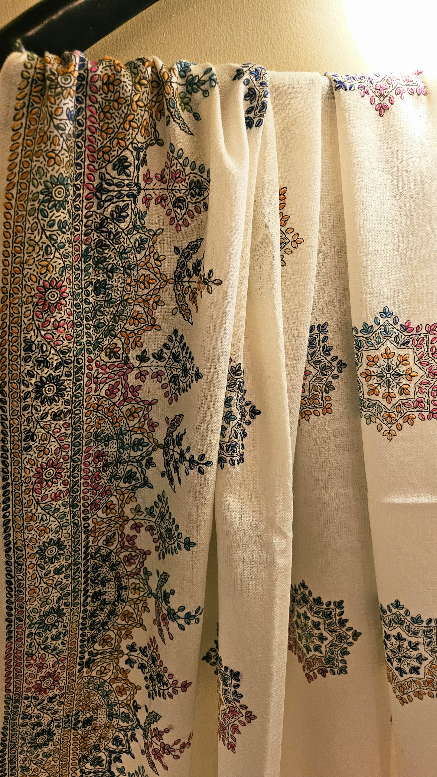 Beena shawl