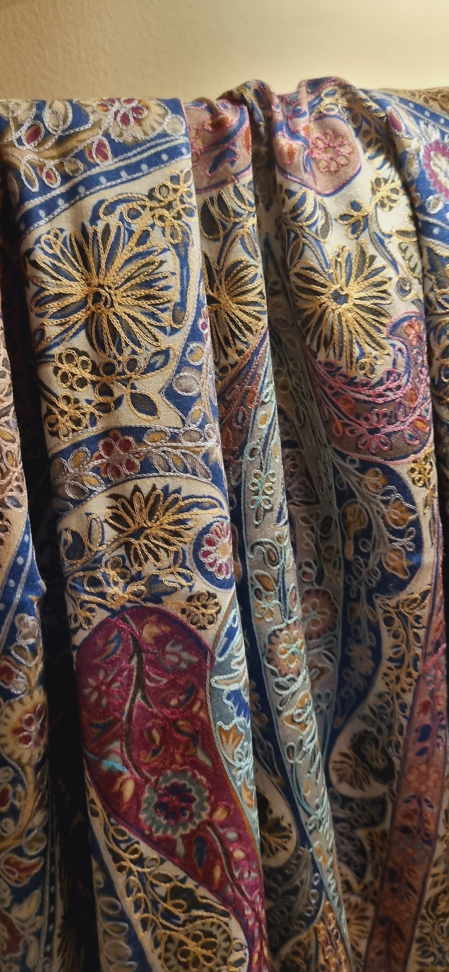 Reelkar pashmina shawl