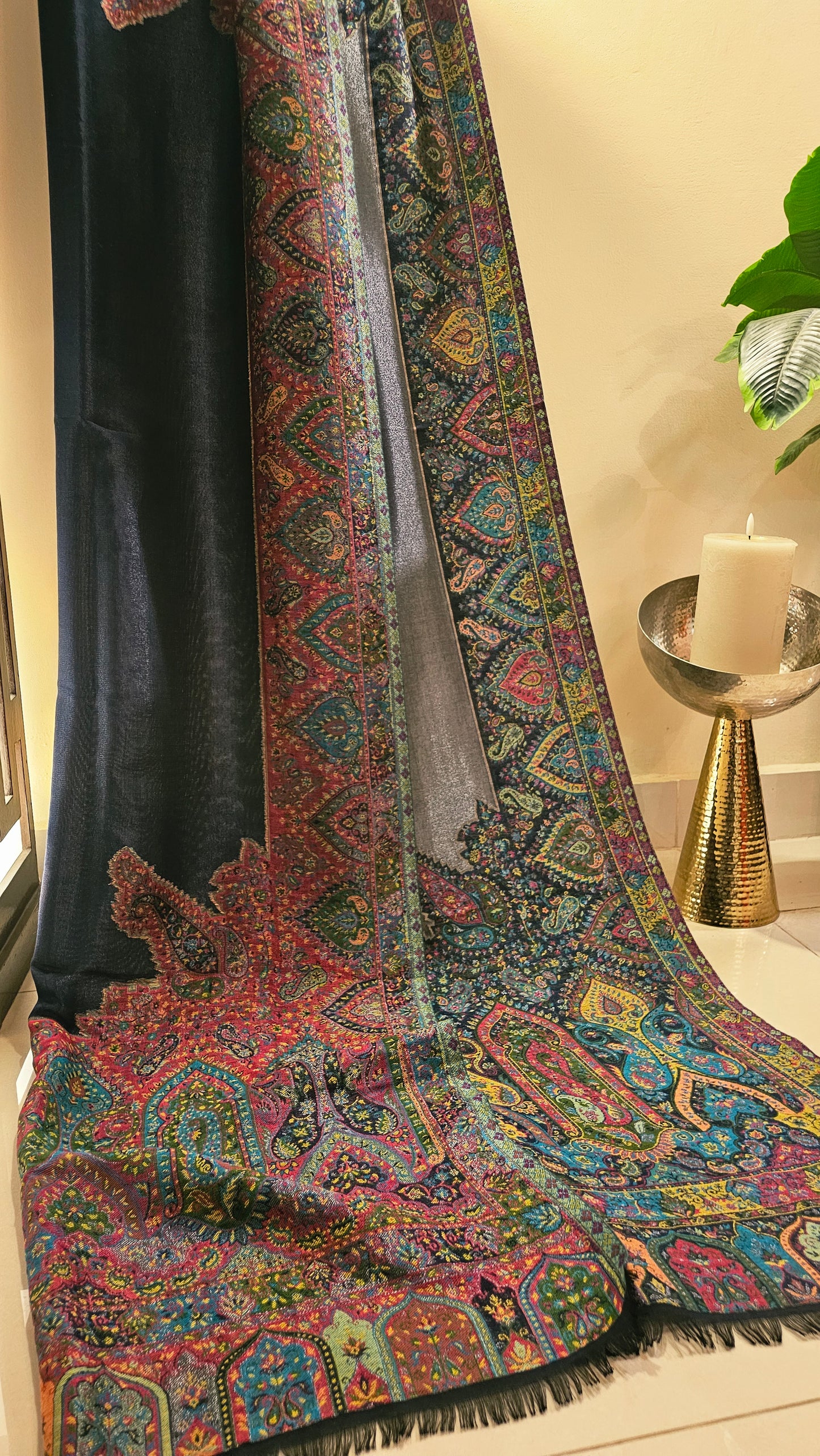 Reversible moonlight kaani: shawl