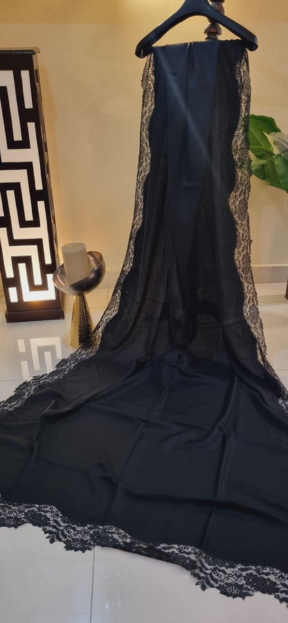 Pashmina chantilly shawl