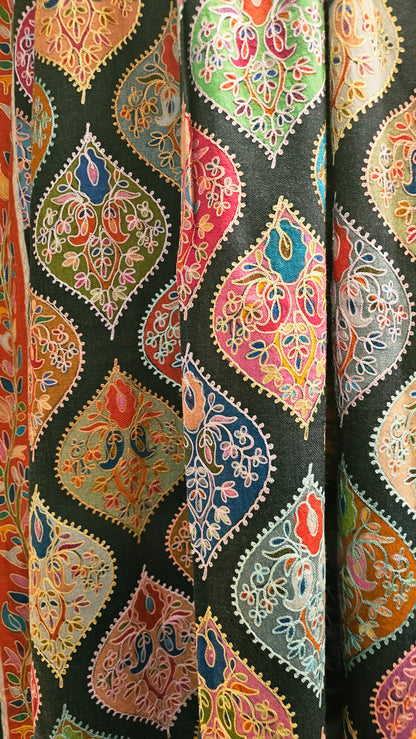 Reelkar embroidered minishawl: pashmina