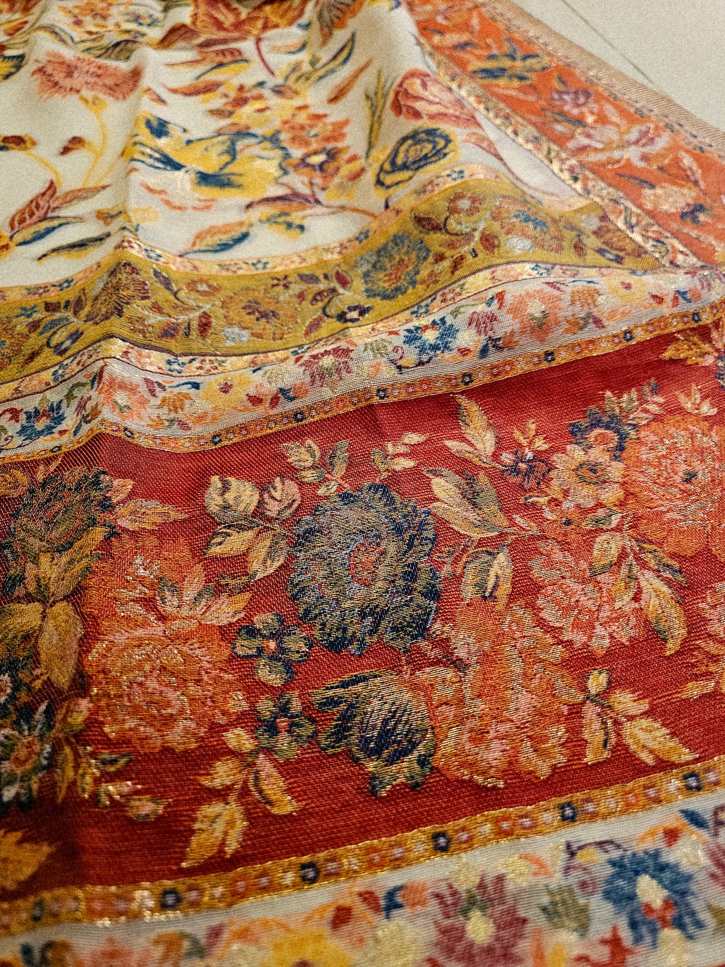 Silk kaani dupata