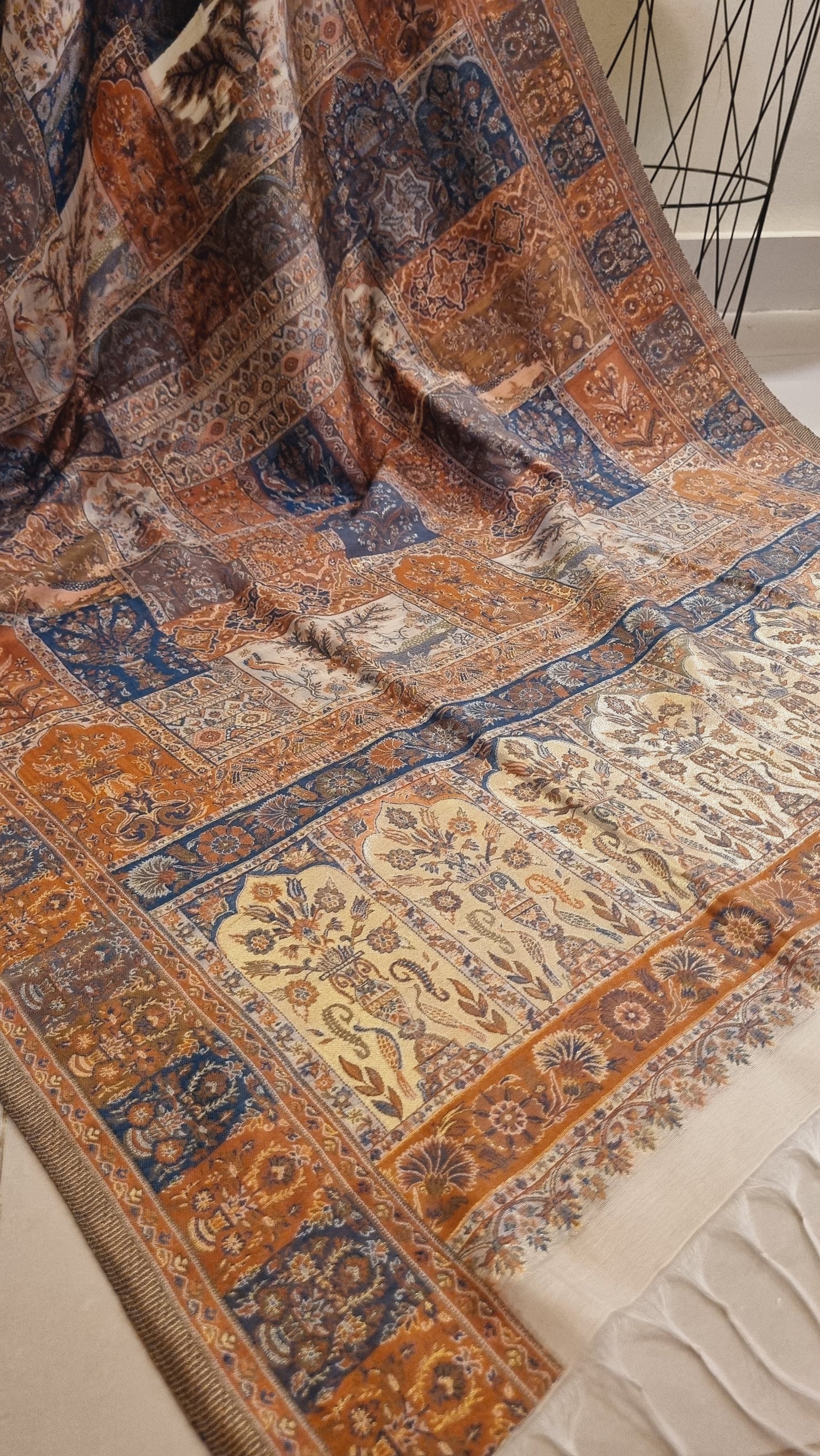 Silk kaani shawl