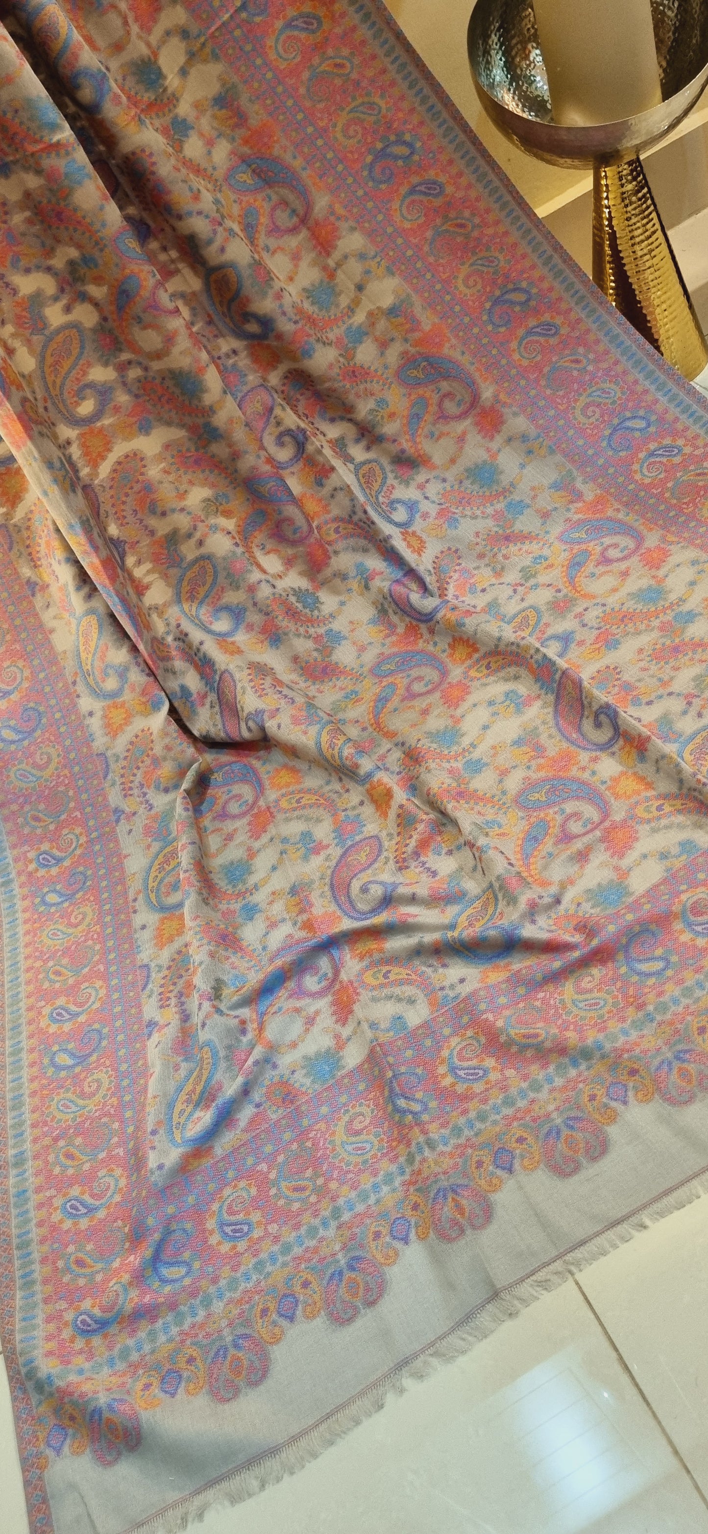 Woolen pashmina kaani shawl