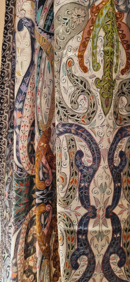 Reelkar embroidered pashmina