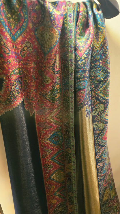 Reversible moonlight kaani: Shawl