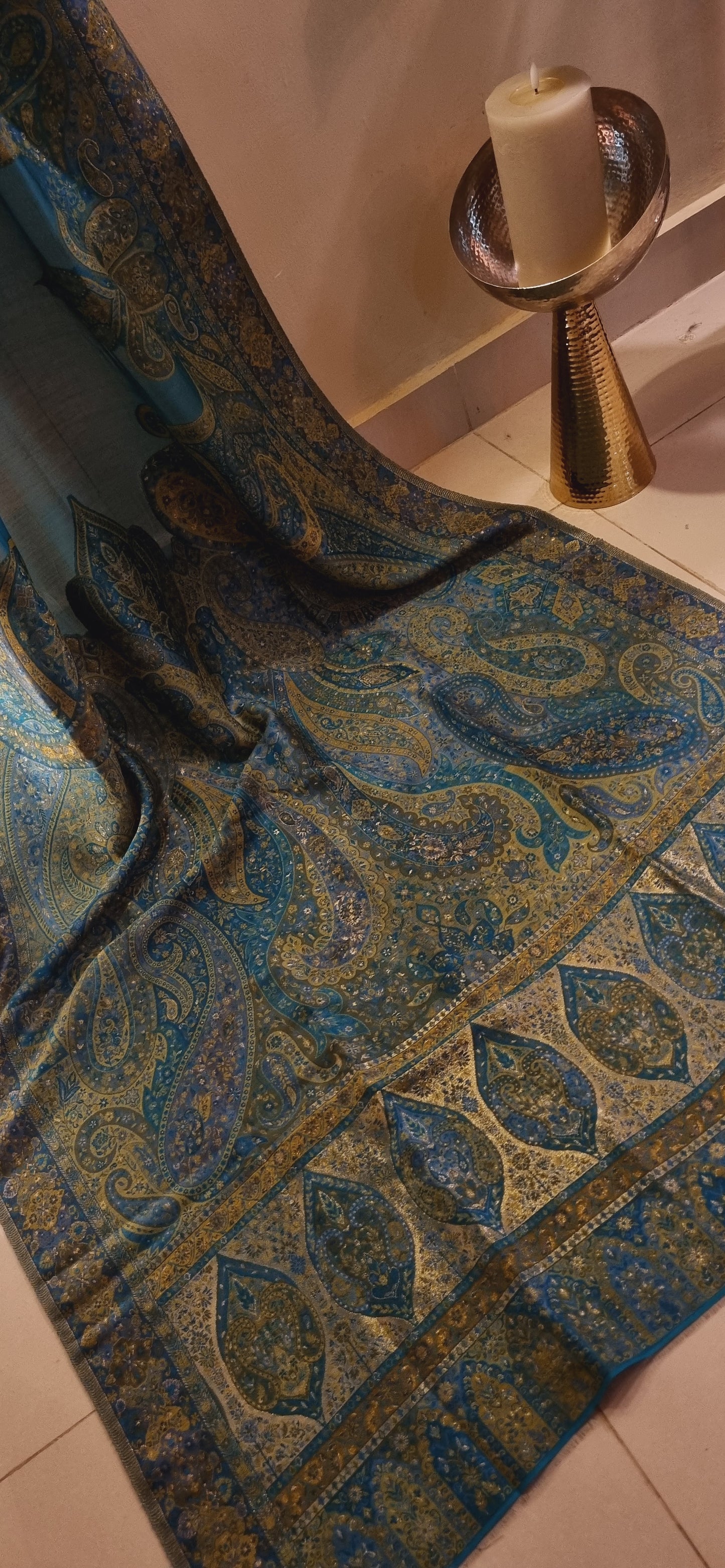 Silk kaani shawl