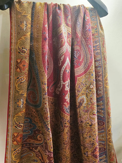 Antique weaved pashmina shawl
