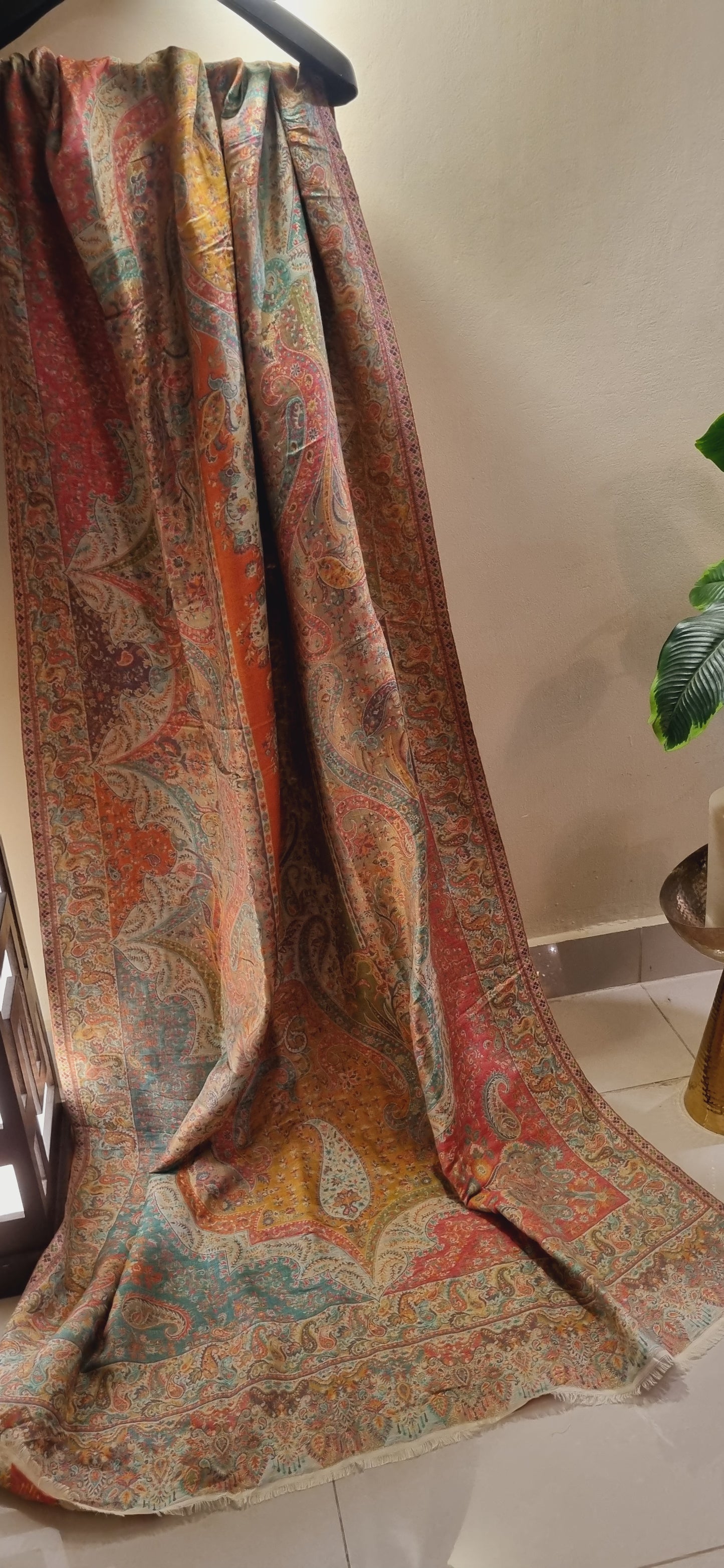 Reversible moonlight gandhara kaani reversible shawl