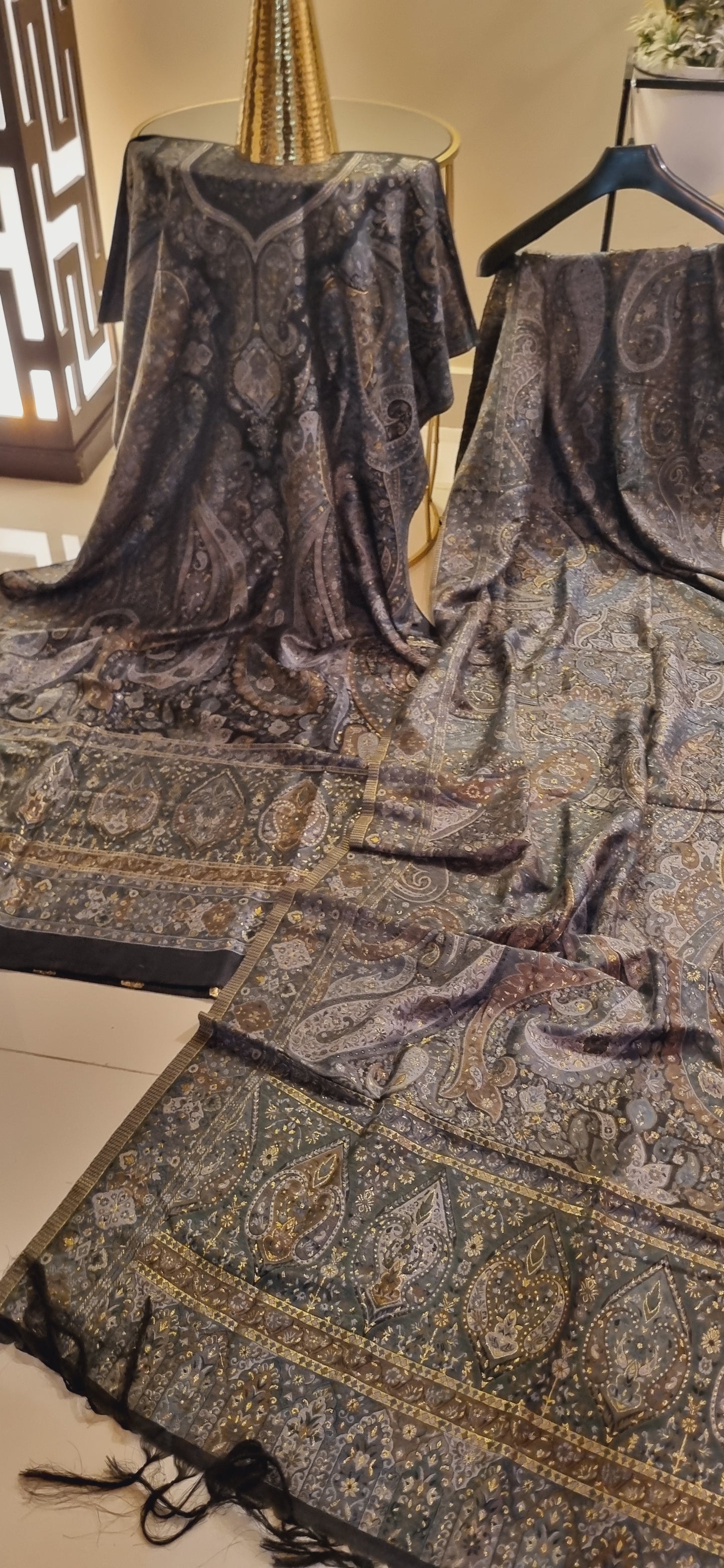 Silk kaani suit
