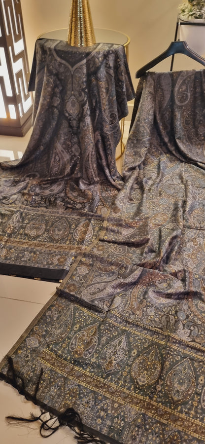 Silk kaani suit