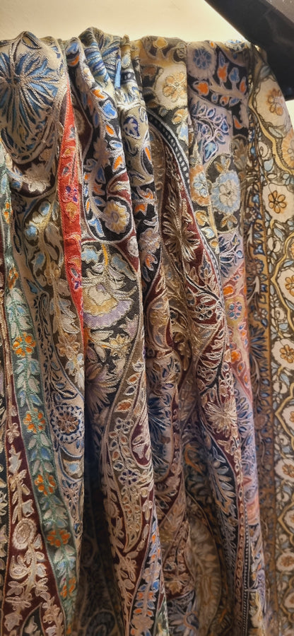 Reelkar embroidered pashmina