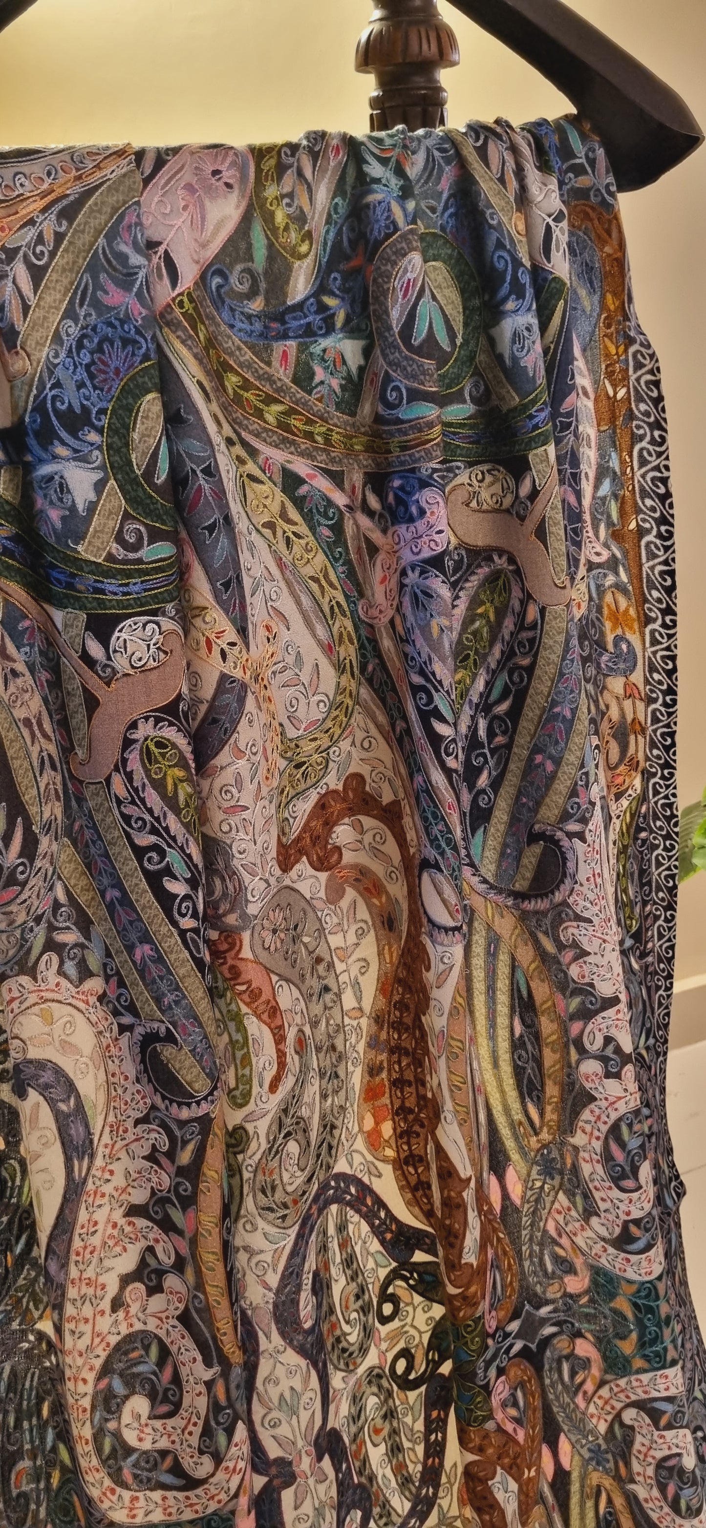 Reelkar pashmina shawl