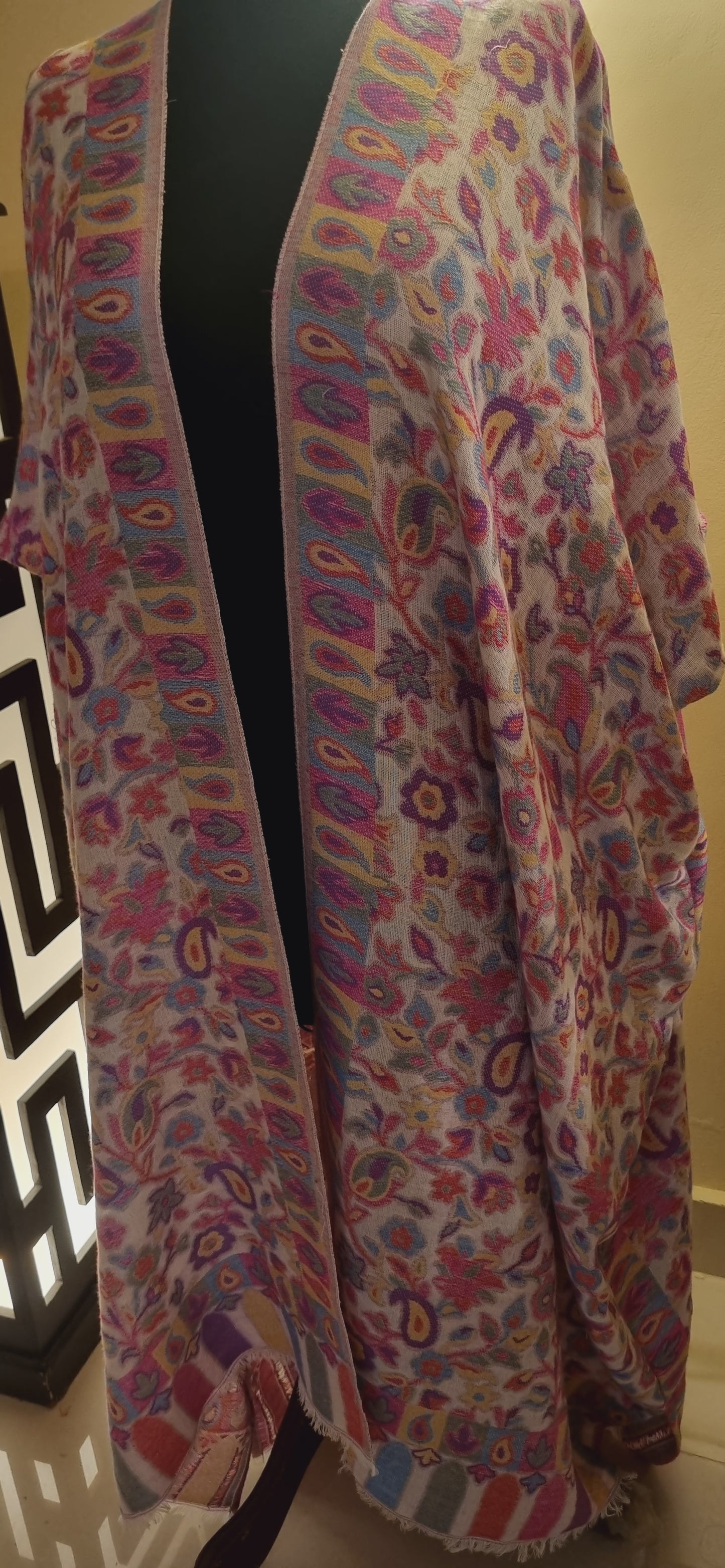 Pashmina kaani shrug