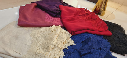 Pashmina chantilly shawl