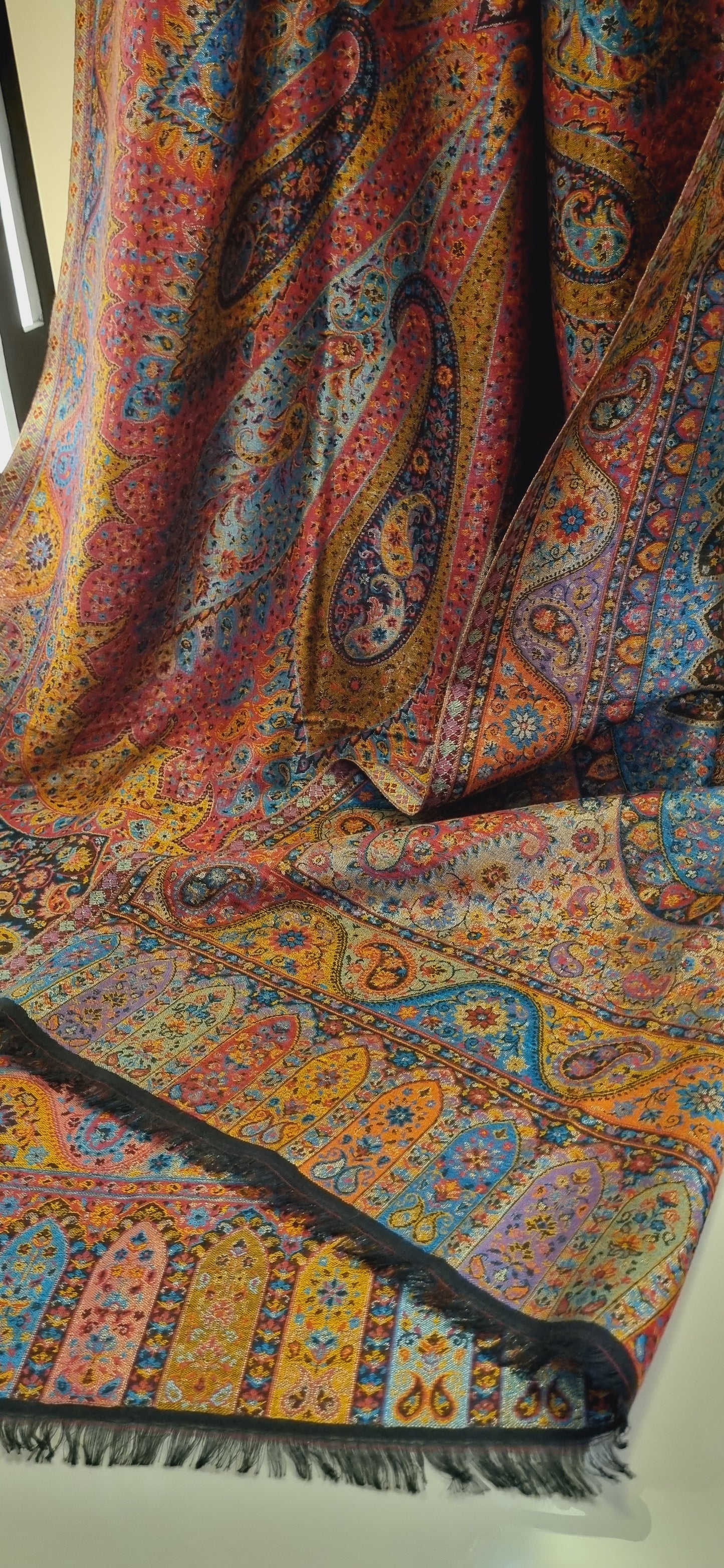 Reversible Moonlight gandhara kaani pashmina shawl