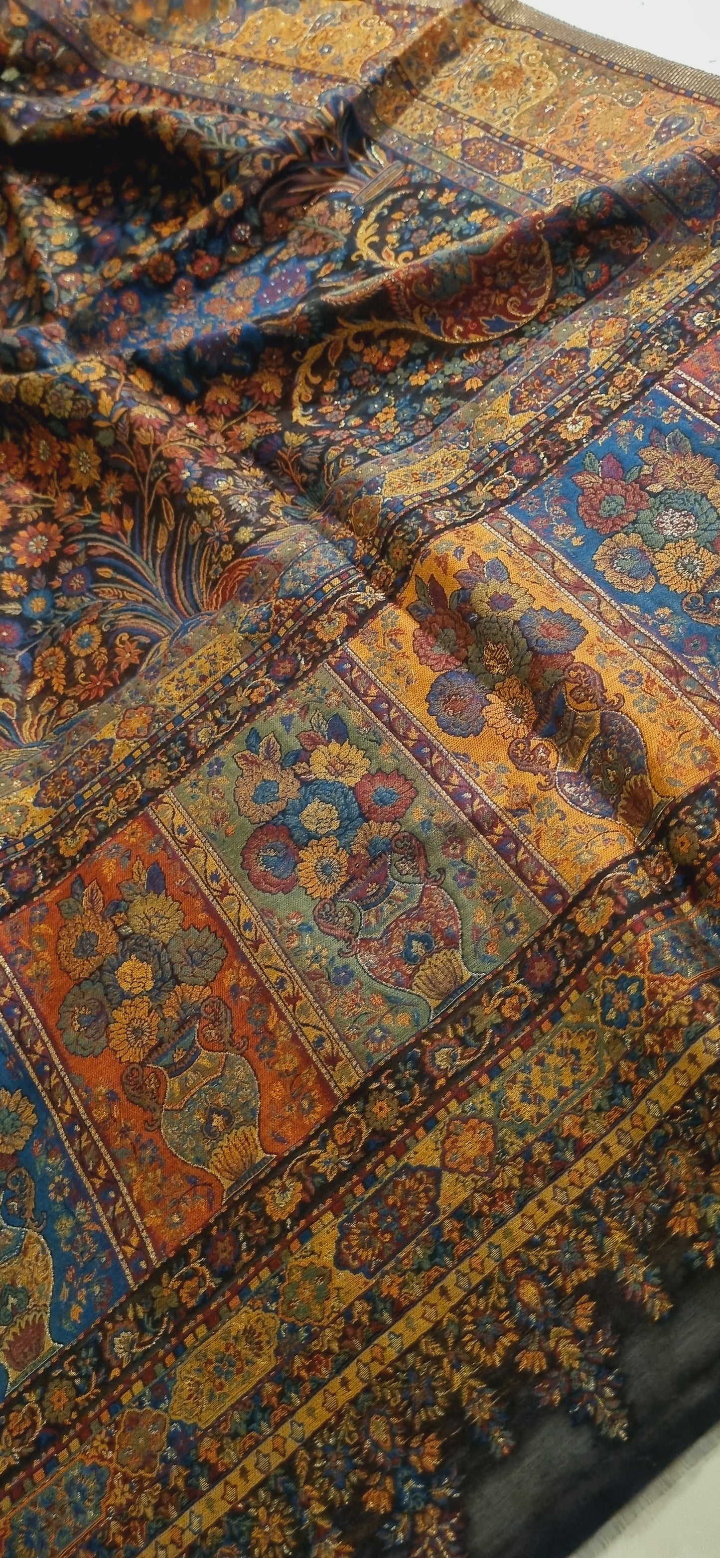Silk kaani shawl
