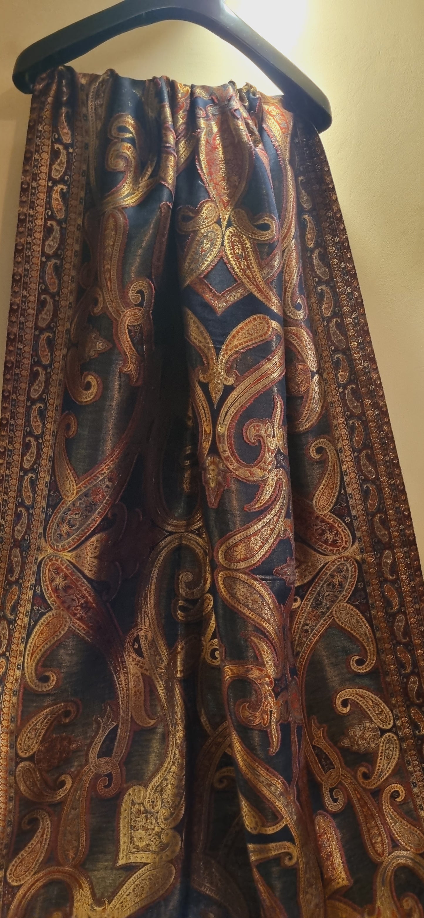 Moonlight reversible kaani shawl