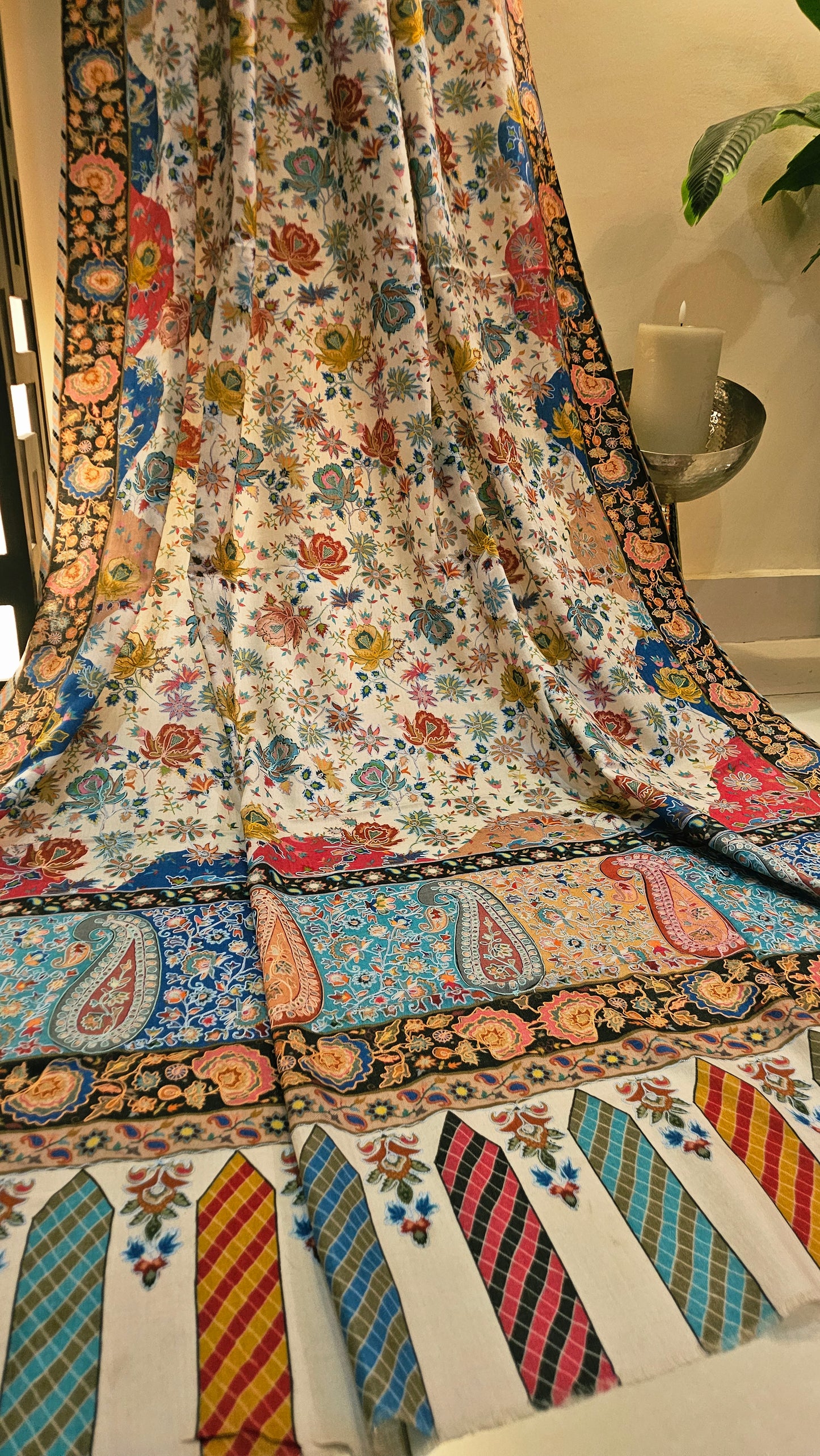 Reelkar embroidered:pashmina