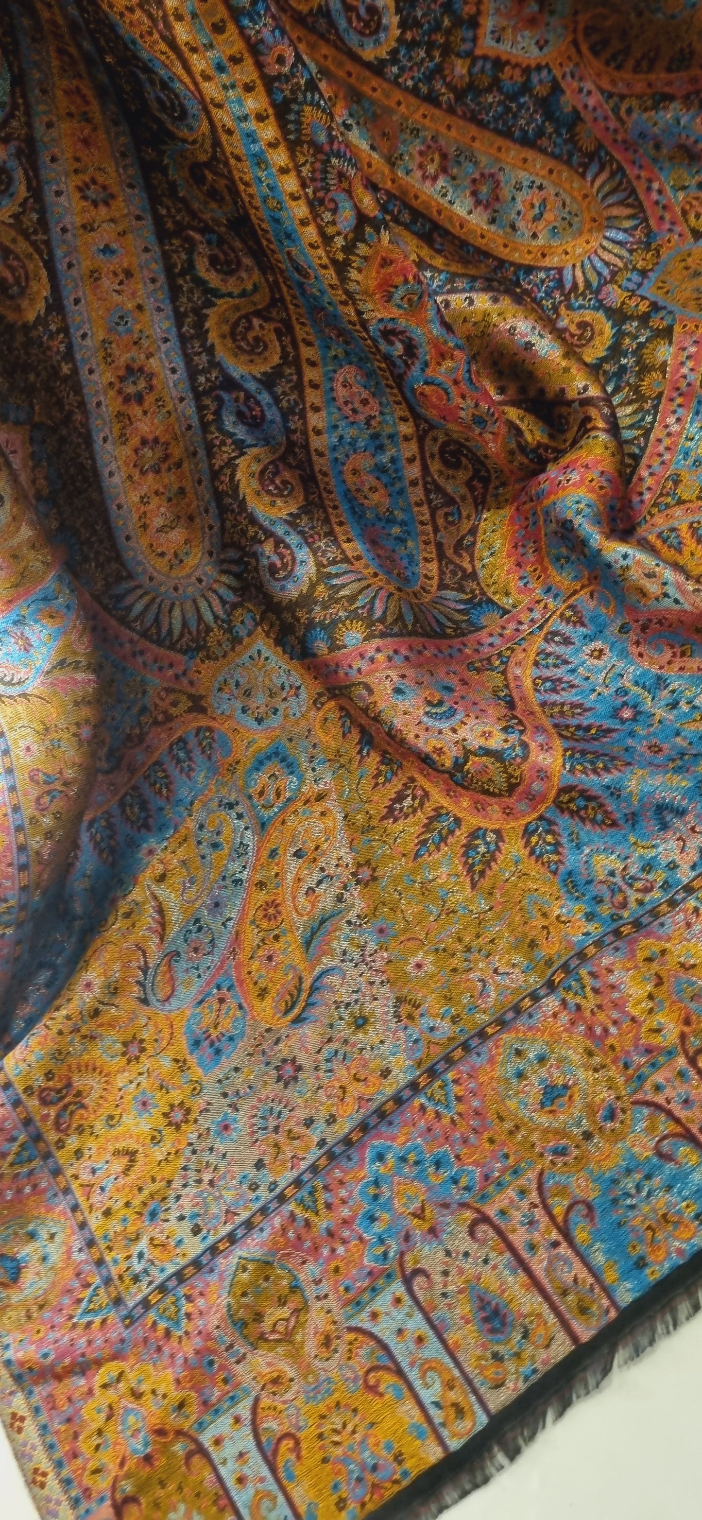 Reversible gandhara moonlight kaani shawl
