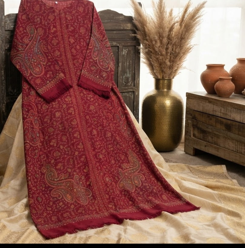Hand embroidered kaftan: woollen pashmina