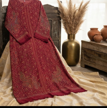 Hand embroidered kaftan: woollen pashmina