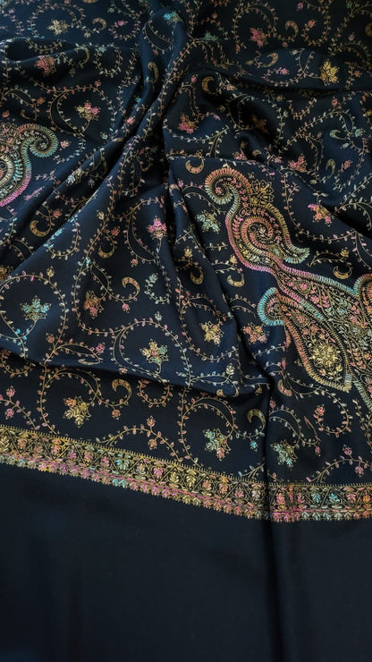 Hand embroidered woolen pashmina shawls