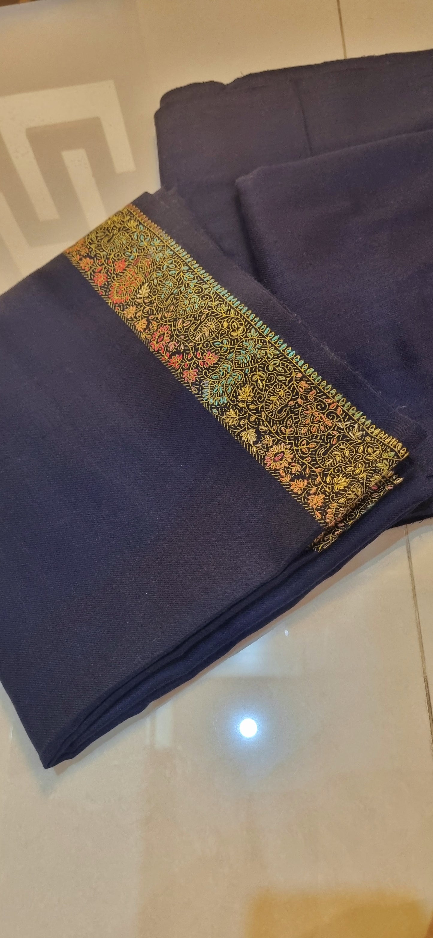Three piece pashmina suit