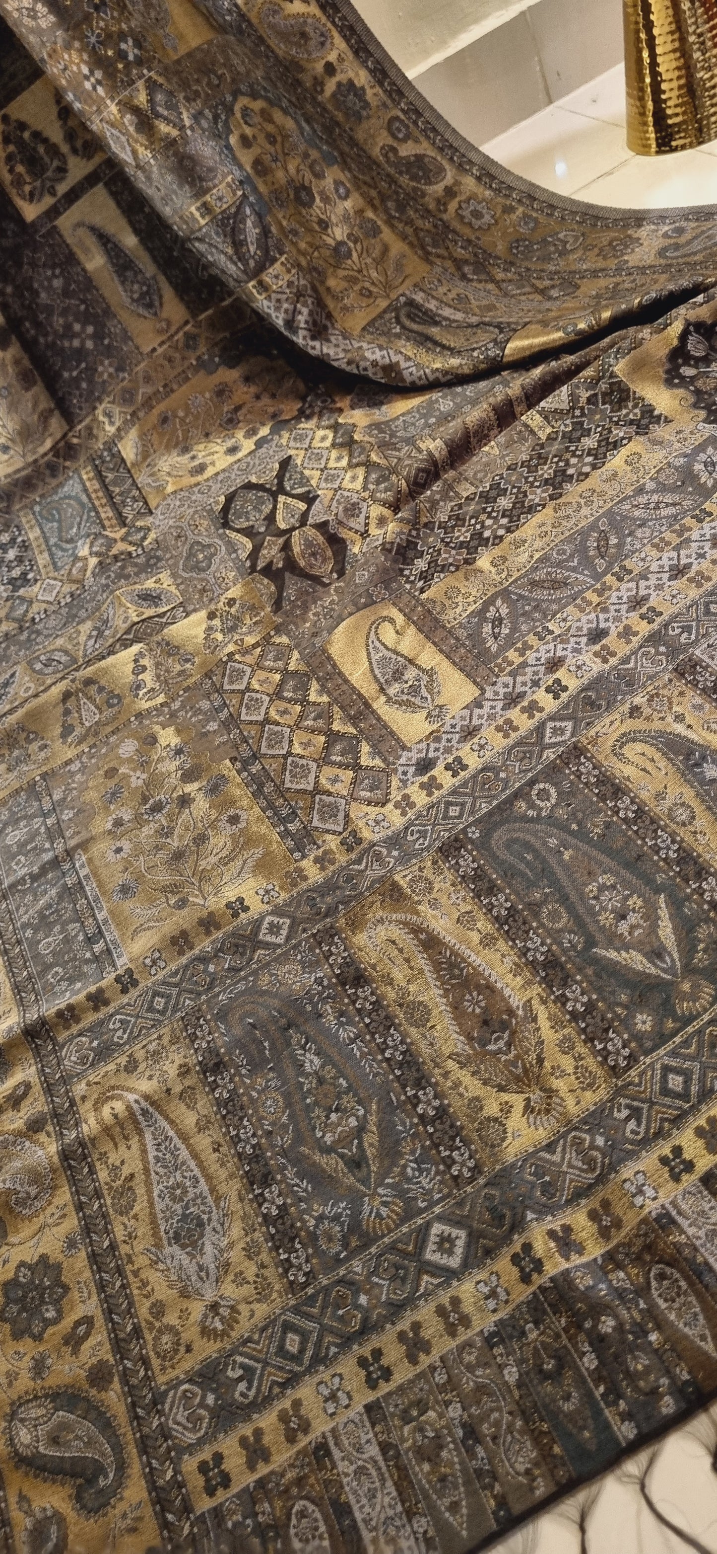 Mariana's moonlight silky kaani shawl