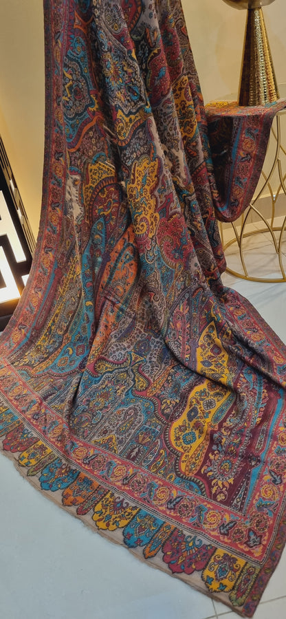 Toosh Kaani shawl