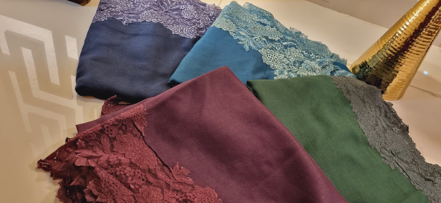 Pashmina chantilly shawl