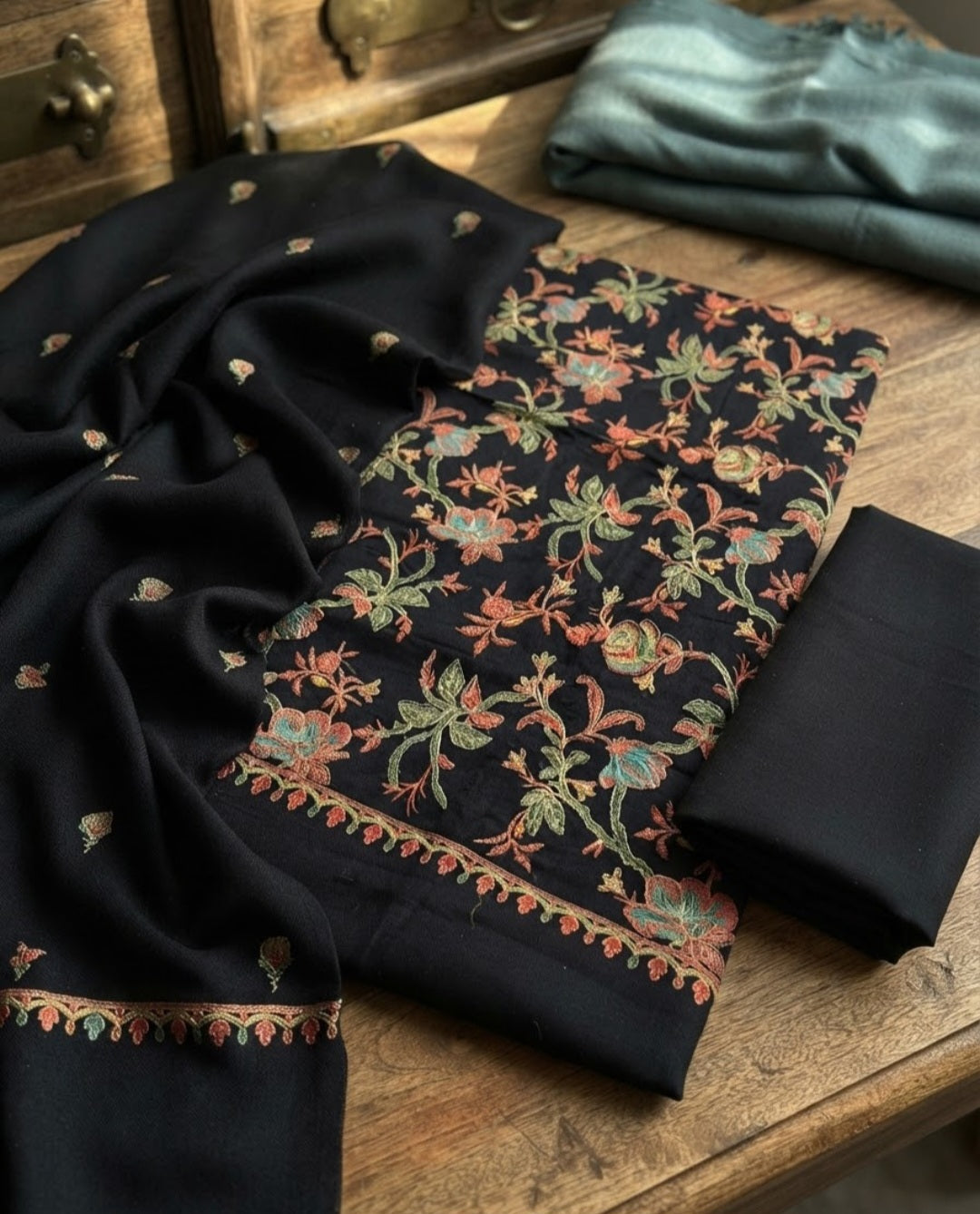 Embroidered three piece: Pashmina
