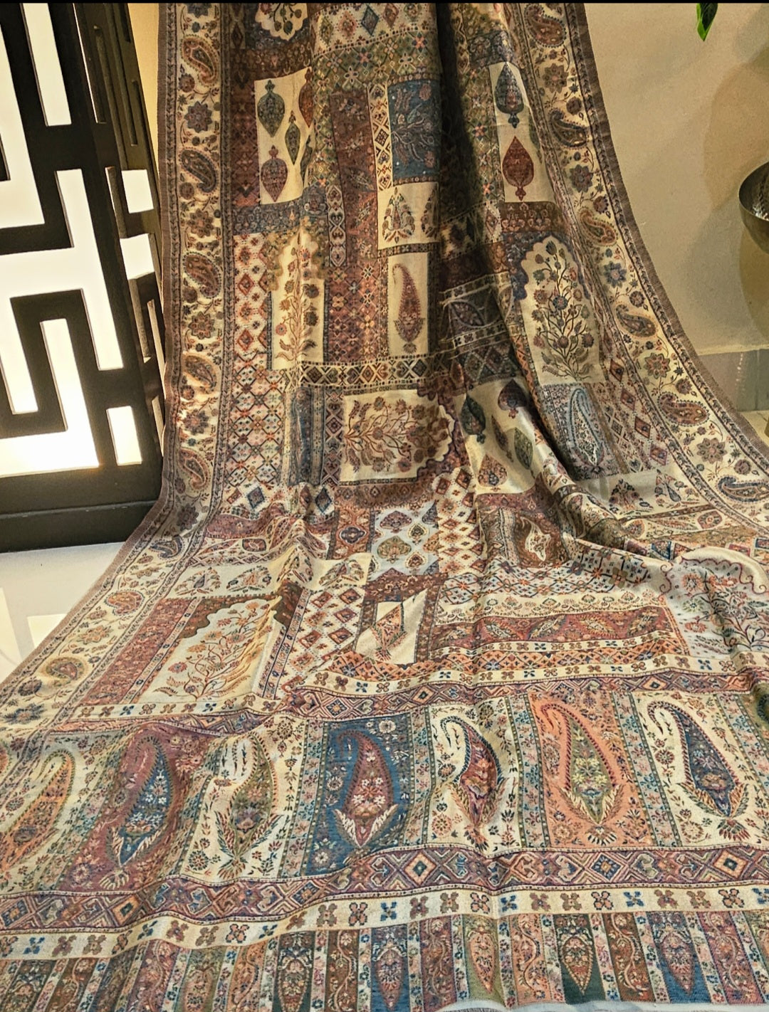 Moonlight silky pashmina kaani shawl