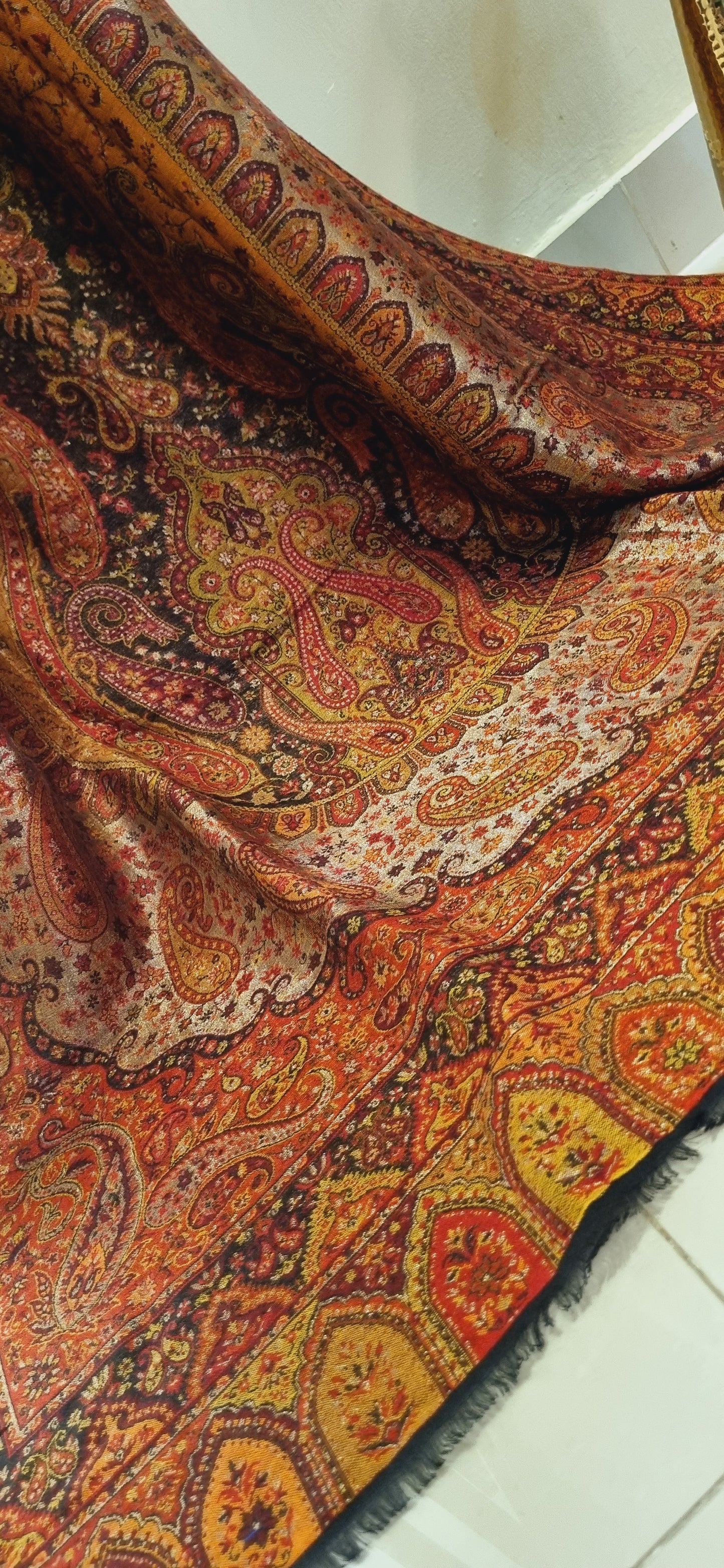 Reversible moonlight gandhara kaani shawl