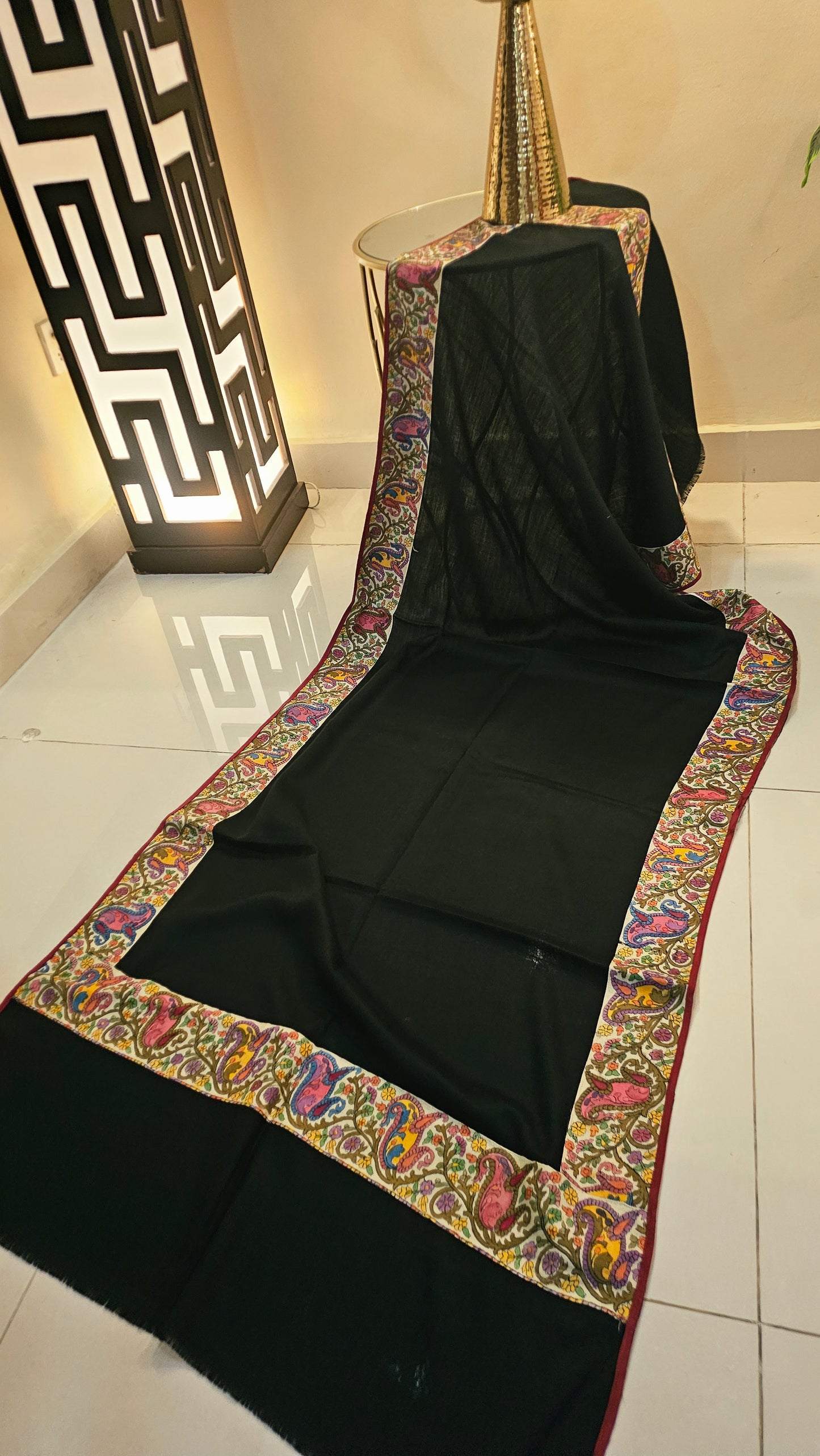 Kalamkar embroidered minishawl: pashmina