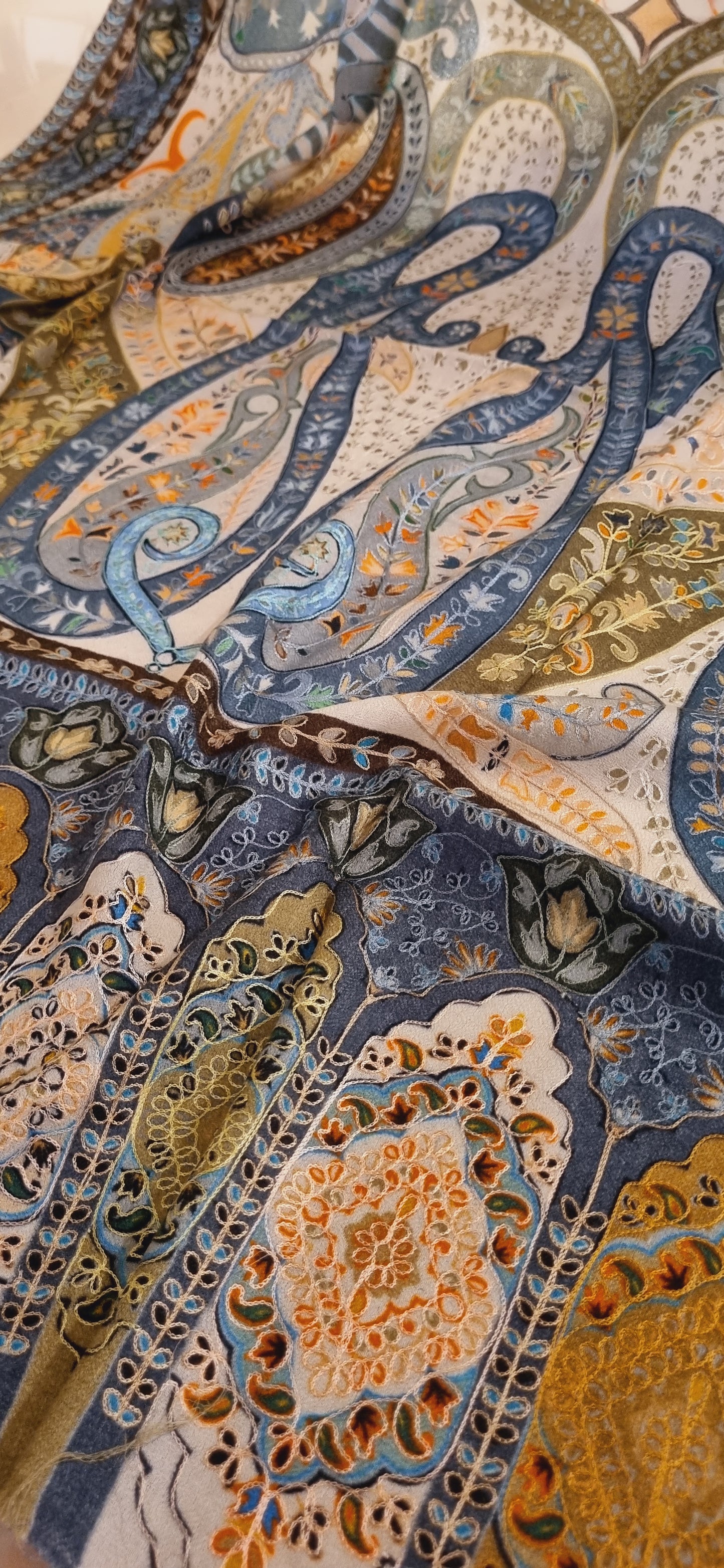 Reelkar pashmina shawl