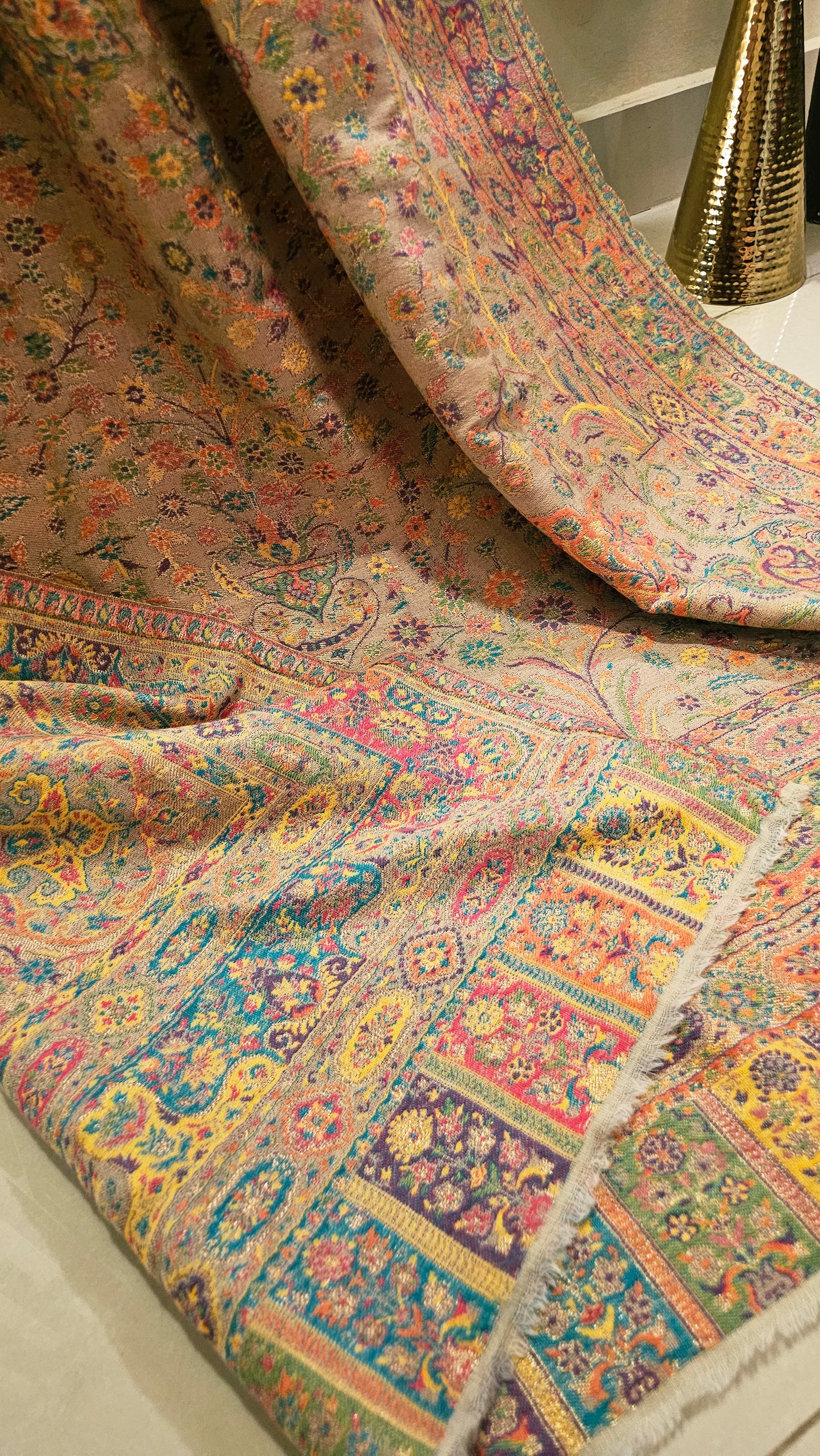 Reversible moonlight kaani: toosh