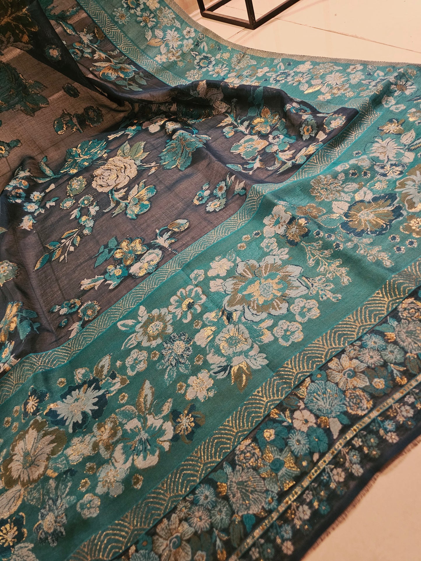 Silk kaani shawl