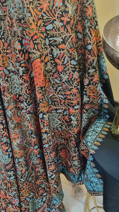 Embroidered pashmina shawl