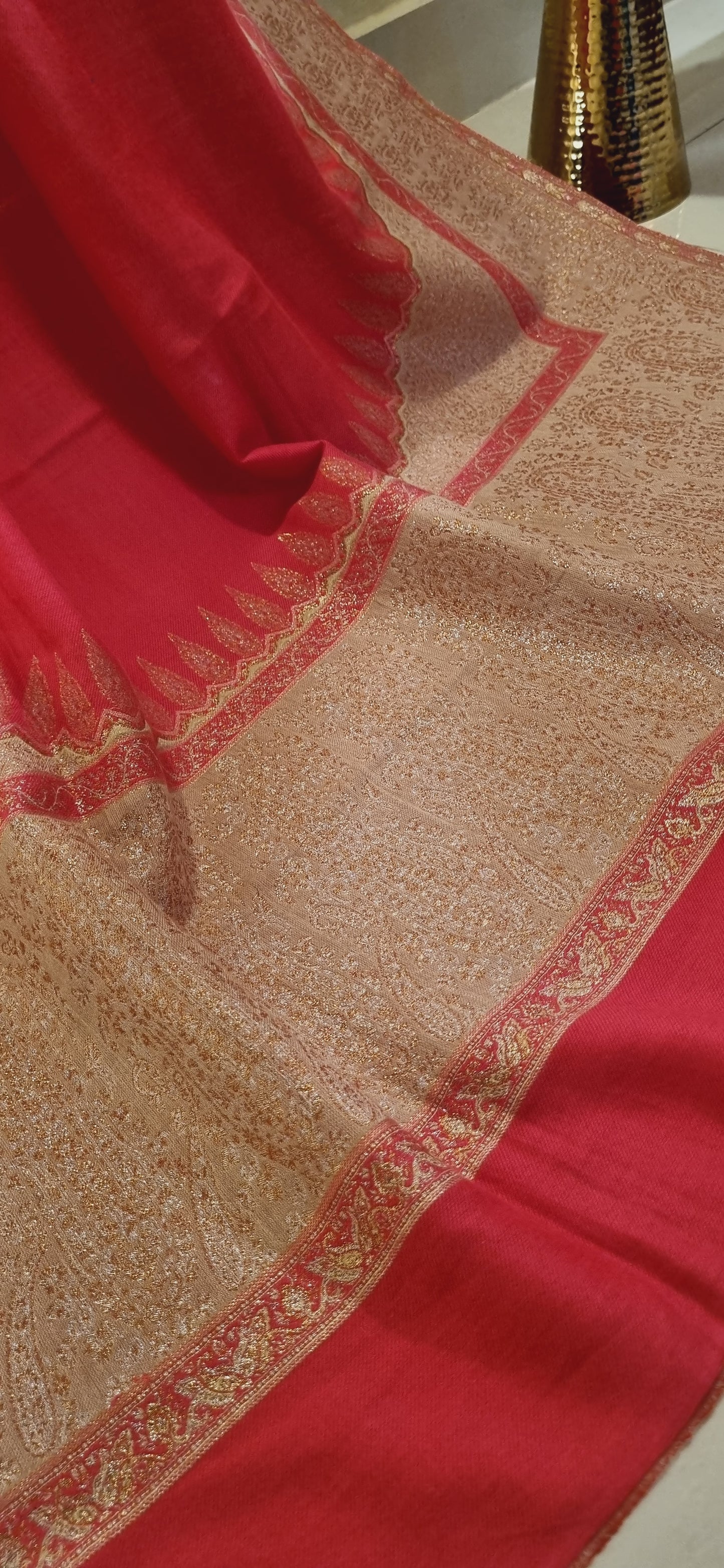 Pashmina with moonlight kaani border