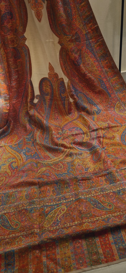 Silk kaani shawl