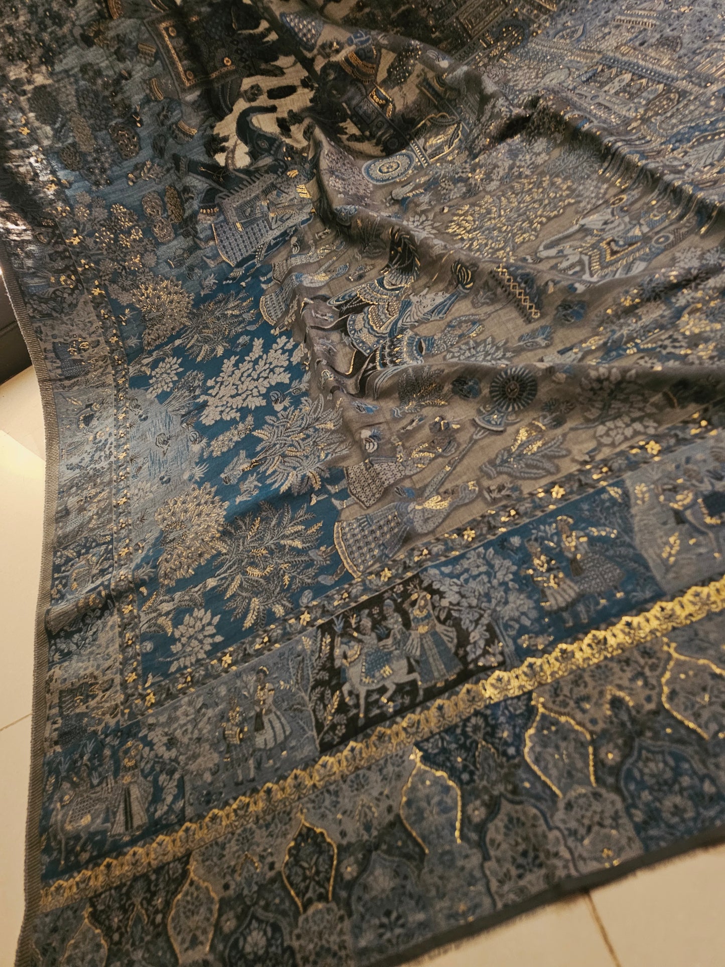 Silk kaani shawl
