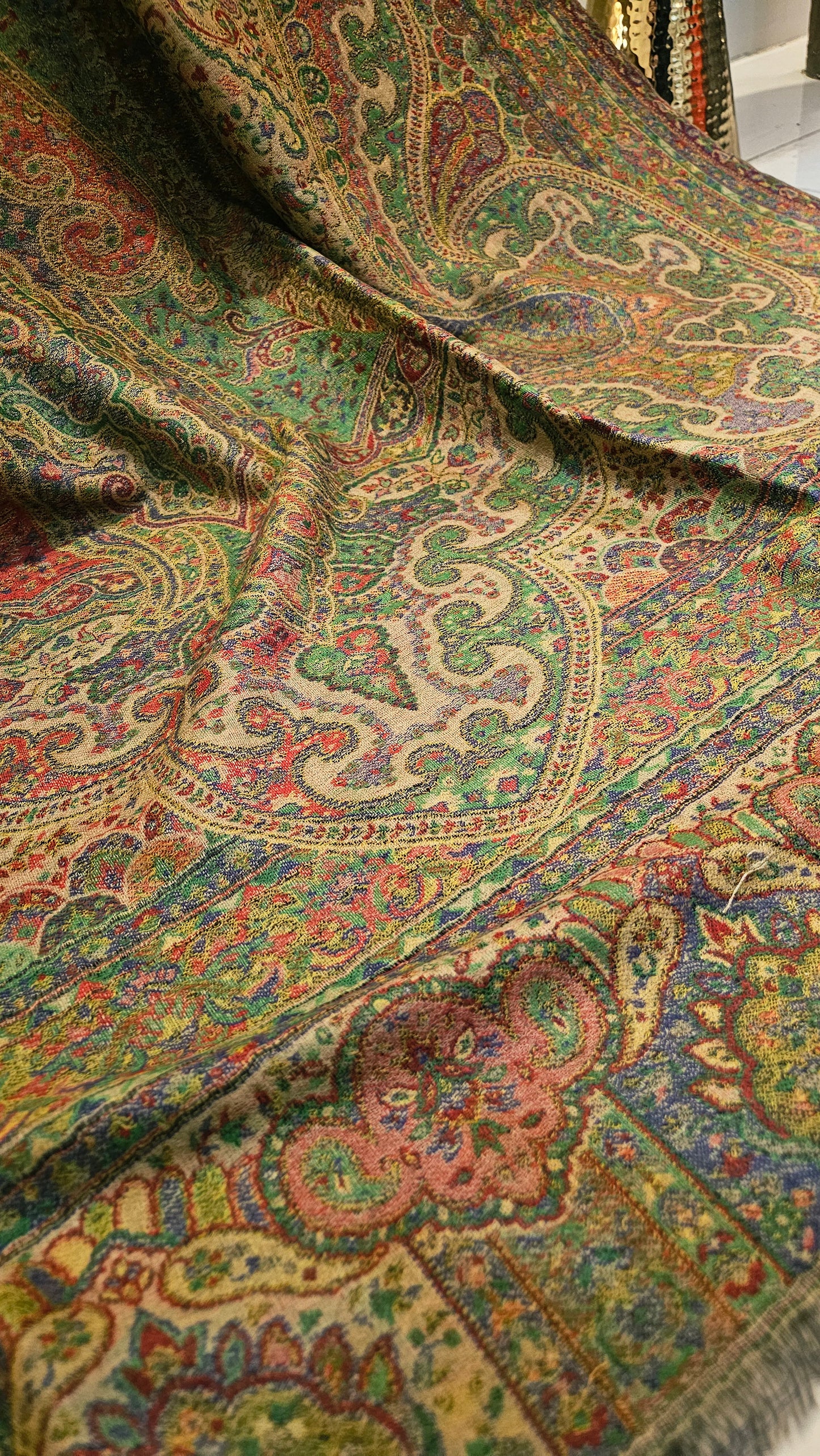 Persian reversible kaani: Pashmina