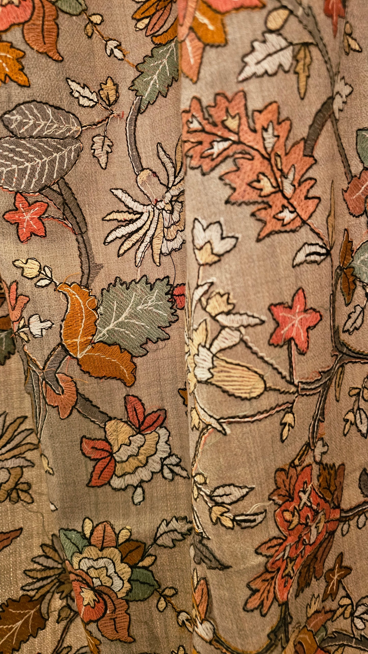 Papermachi embroidered shawl: toosh