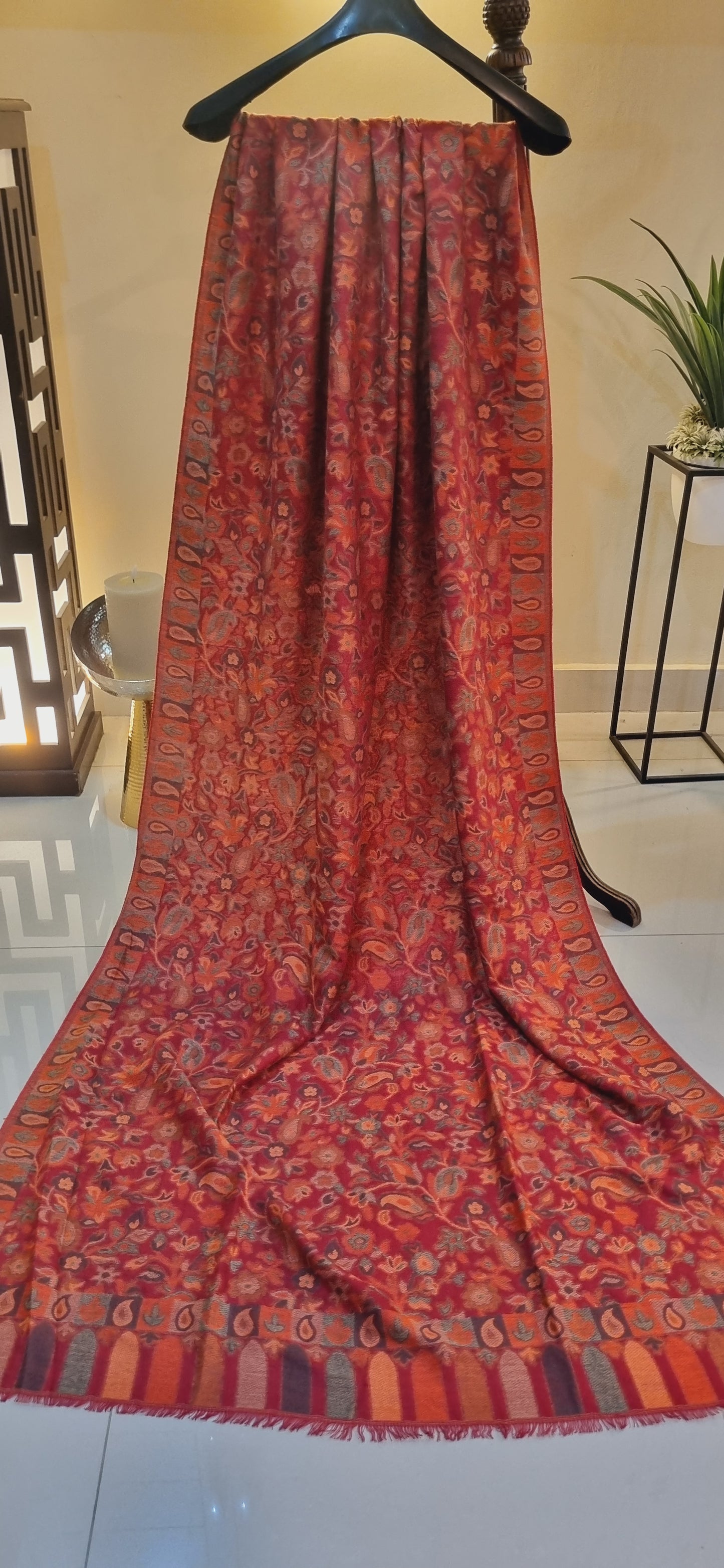 Woolen pashmina kaani shawl