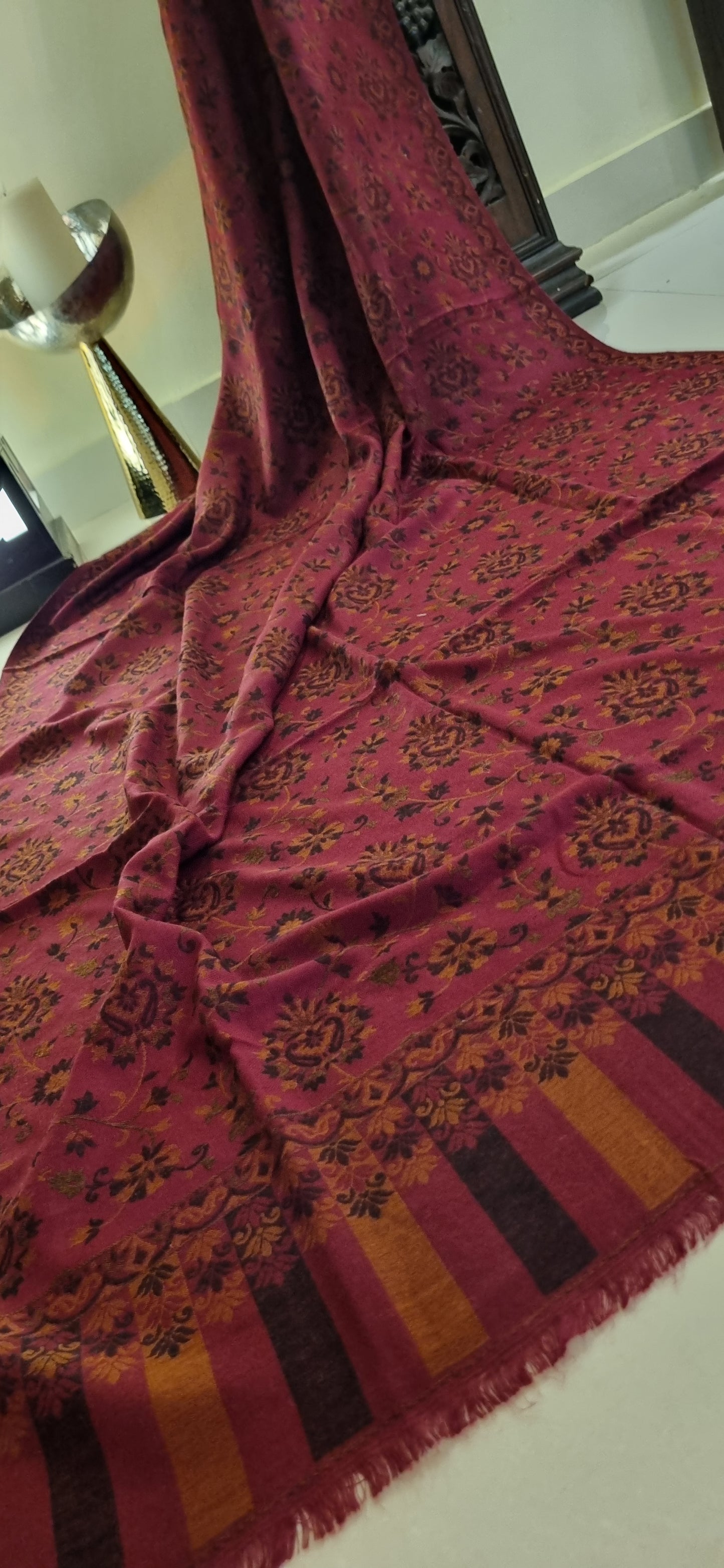 Woolen pashmina kaani shawl